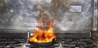 padella prende fuoco