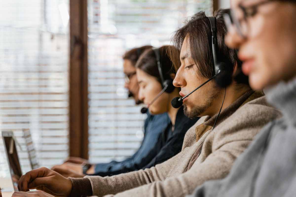 Cercasi operatori call center