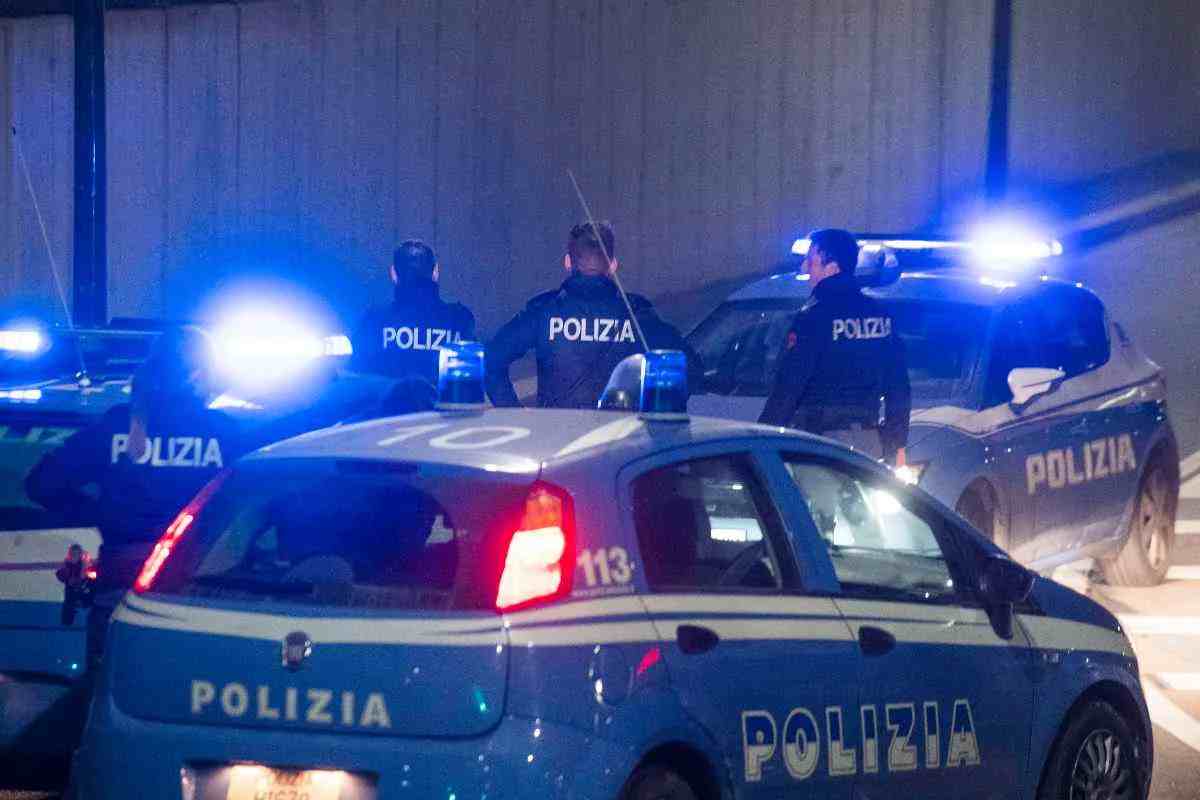 Polizia sanzione coppia