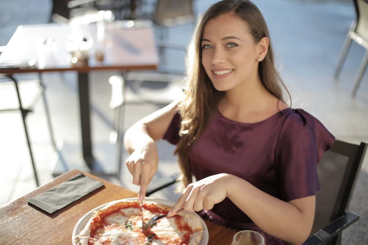 Sete dopo pizza: perché accade