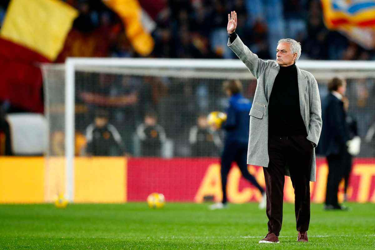 Mourinho costi Roma