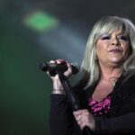 Samantha Fox scatena il panico in aereo