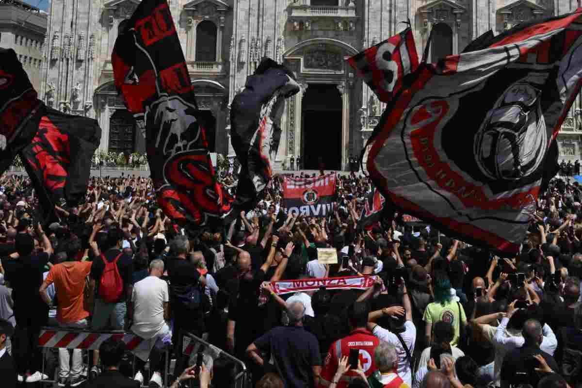 Milan, svolta societaria in arrivo: i tifosi festeggiano