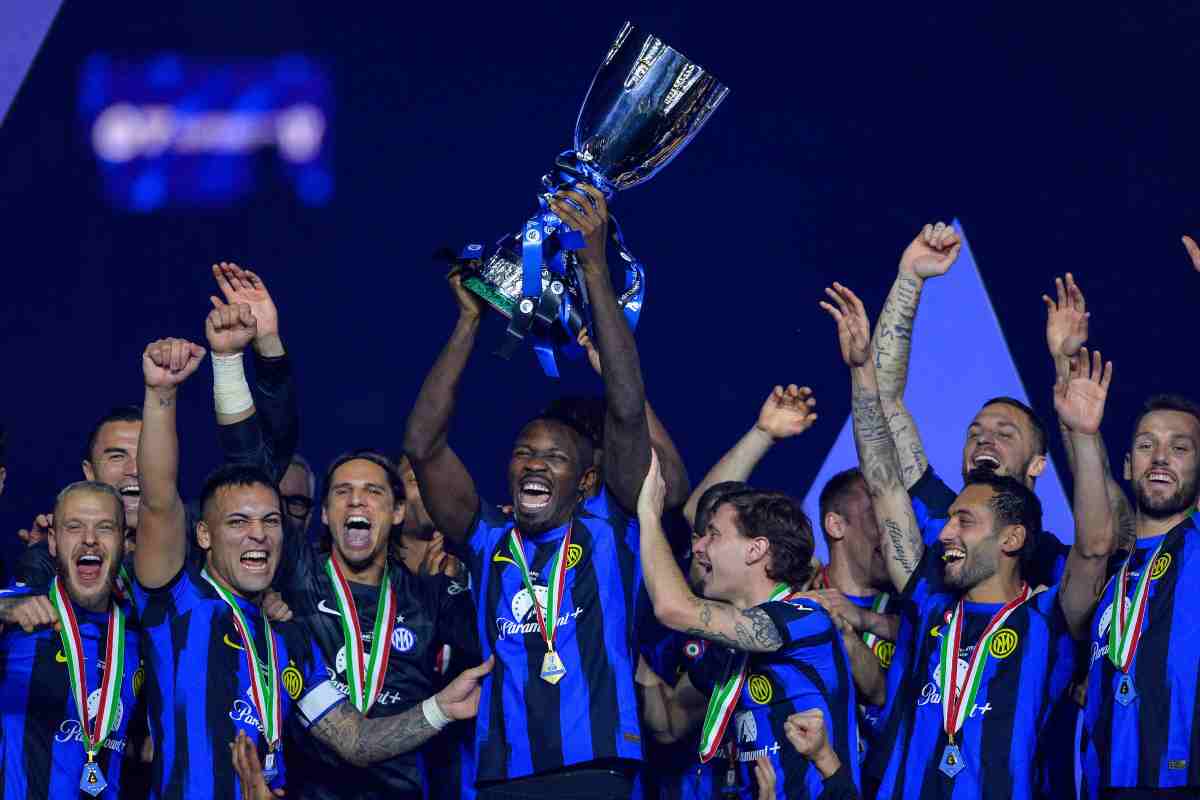 L'Inter fa festa, ma i conti non tornano: tifosi disperati