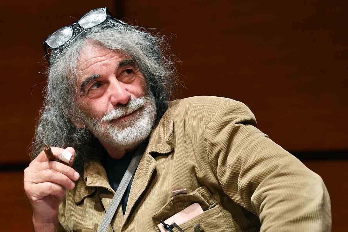 Mauro Corona-De Laurentiis: "Penso di ritirarmi e non apparire più"