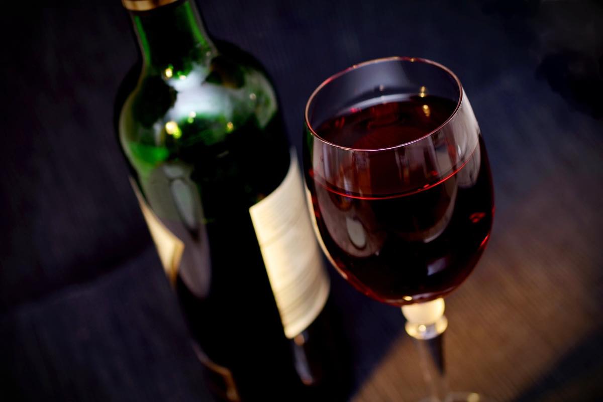 Circa 2,5 milioni di euro di vino è stato rovesciato
