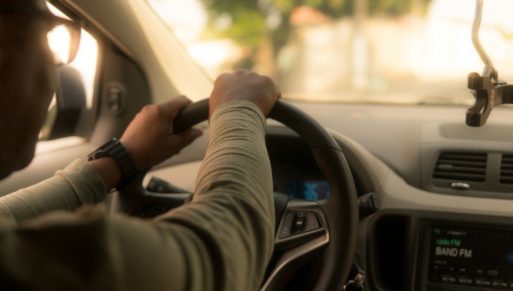 Strumento salvavita da tenere in auto: perché farlo