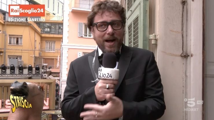 Pinuccio di Striscia la notizia indaga su Sanremo