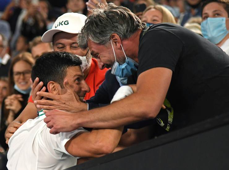 Djokovic lascia allenatore