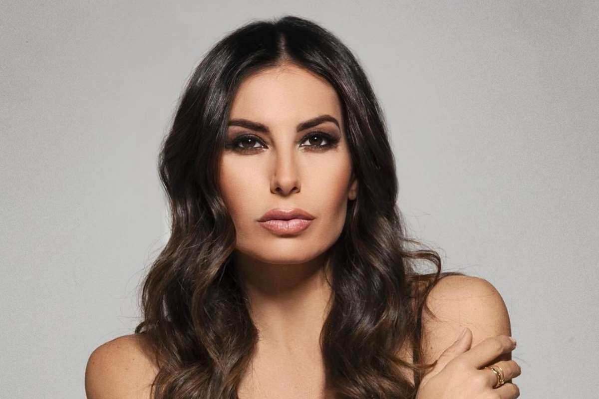 Elisabetta Gregoraci, insulti sulla vacanza a Miami: la risposta