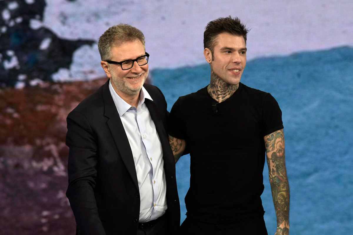 Fedez continua a farsi vedere con una donna misteriosa