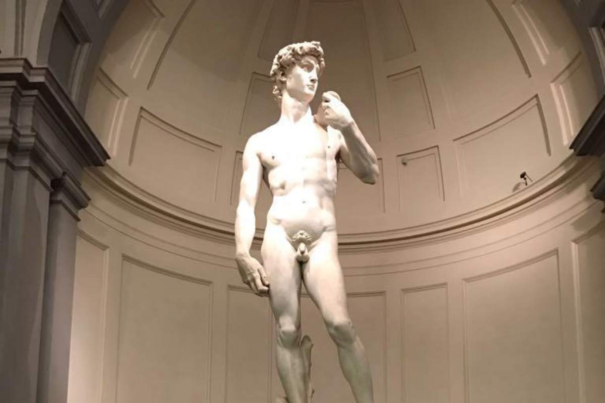 Italia attaccata sul David di Michelangelo: “E’ illegale”