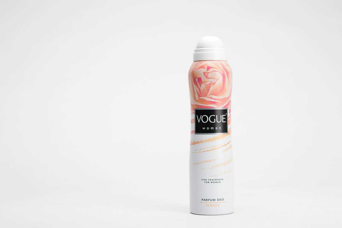 Come usare il deodorante spray