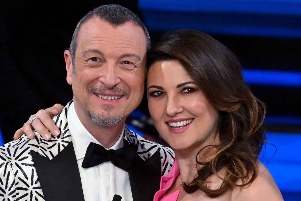 Sanremo le accuse a Giovanna e Amadeus: “Solo lei poteva al Festival”