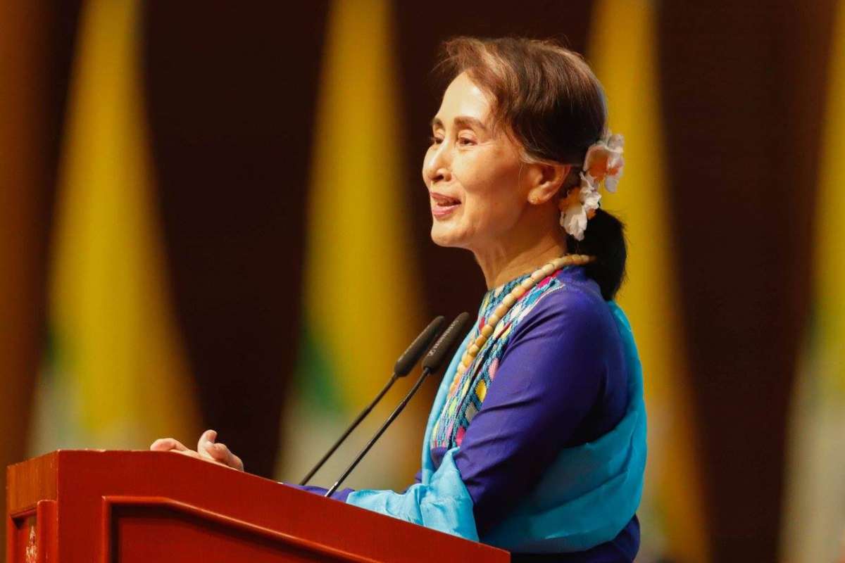 Svolta Aung San Suu Kyi, premio Nobel lascia il carcere: svelato il motivo