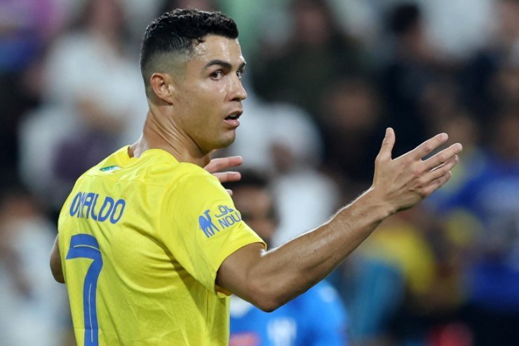 Malgioglio scrive una canzone d'amore per Ronaldo 