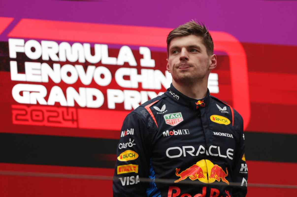 Formula 1, la Mercedes risponde all’affondo Ferrari: ecco la folle offerta per Verstappen