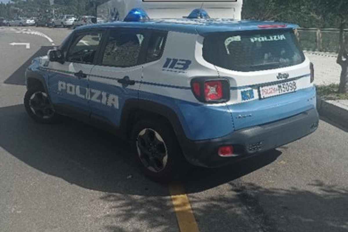 Nascondevano soldi e droga in posto “impensabile”, assurda scoperta della polizia [FOTO]