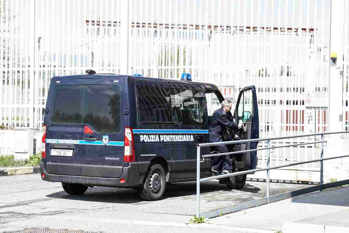 Sottoposto a test omosessualità, agente p.p. fa ricorso: decisione Tar