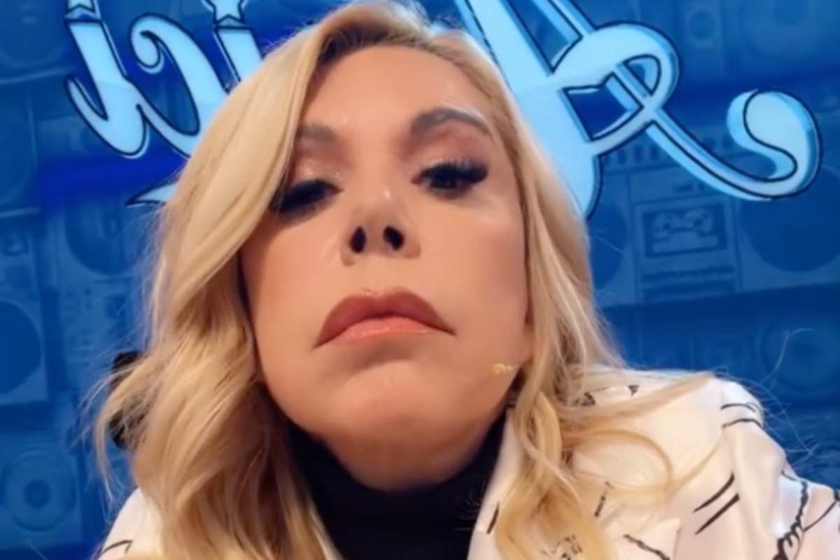 Anna Pettinelli prima puntata Amici