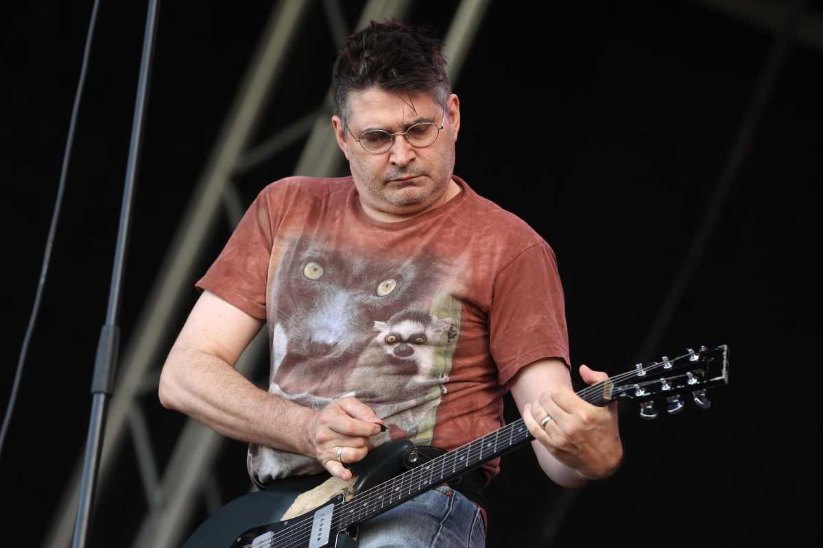 Lutto nel mondo della musica, addio a Steve Albini: storico chitarrista