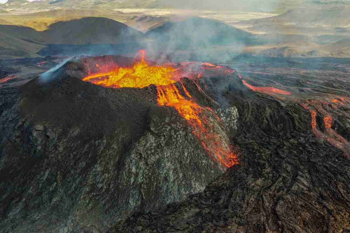 scoperta lava vicino Napoli