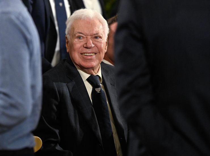 Primo piano sorridente di Nicola Pietrangeli