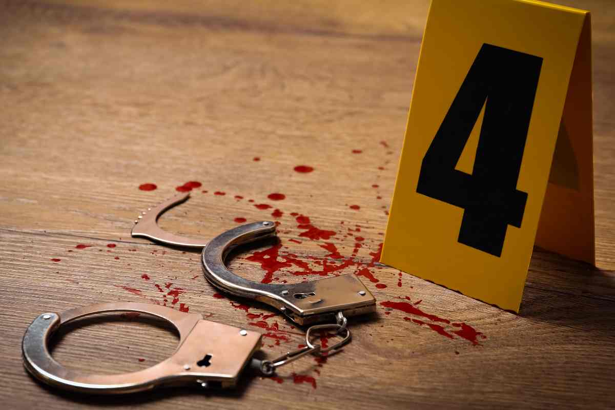 La uccide, le asporta il cuore e le mangia un polmone: orrore senza fine La uccide, le asporta il cuore e le mangia un polmone: orrore senza fine