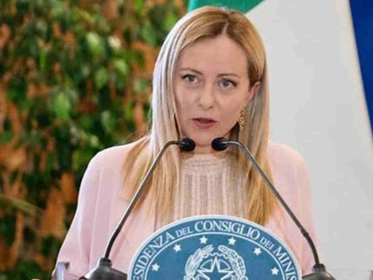 Fratelli d’Italia sfonda il 30%: opposizione in crisi, centrodestra blindato Fratelli d’Italia sfonda il 30%: opposizione in crisi, centrodestra blindato