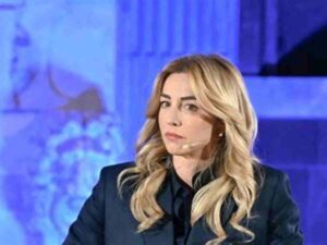la sinistra vince a genova la nuova sindaca è silvia salis da Cityrumors.it la sinistra vince a genova la nuova sindaca è silvia salis