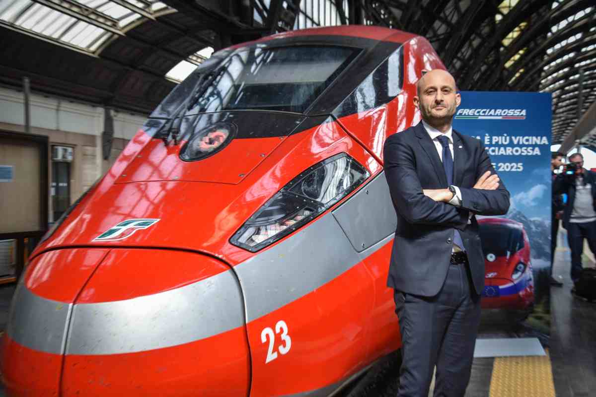 Sciopero treni 23 maggio: orari e fasce di garanzia, tutte le informazioni Sciopero treni 23 maggio: orari e fasce di garanzia, tutte le informazioni
