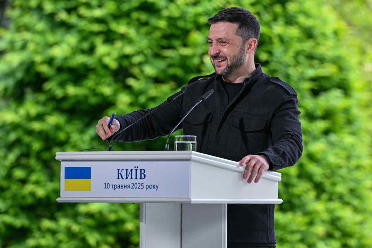 Ucraina, Zelensky apre al vertice in Turchia con Putin e Trump annuncia che… Ucraina, Zelensky apre al vertice in Turchia con Putin e Trump annuncia che…