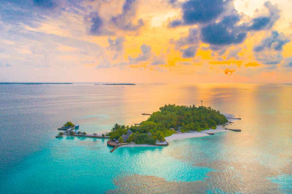 Castello privato e mille ettari di natura incontaminata: l’isola è in vendita Castello privato e mille ettari di natura incontaminata: l’isola è in vendita