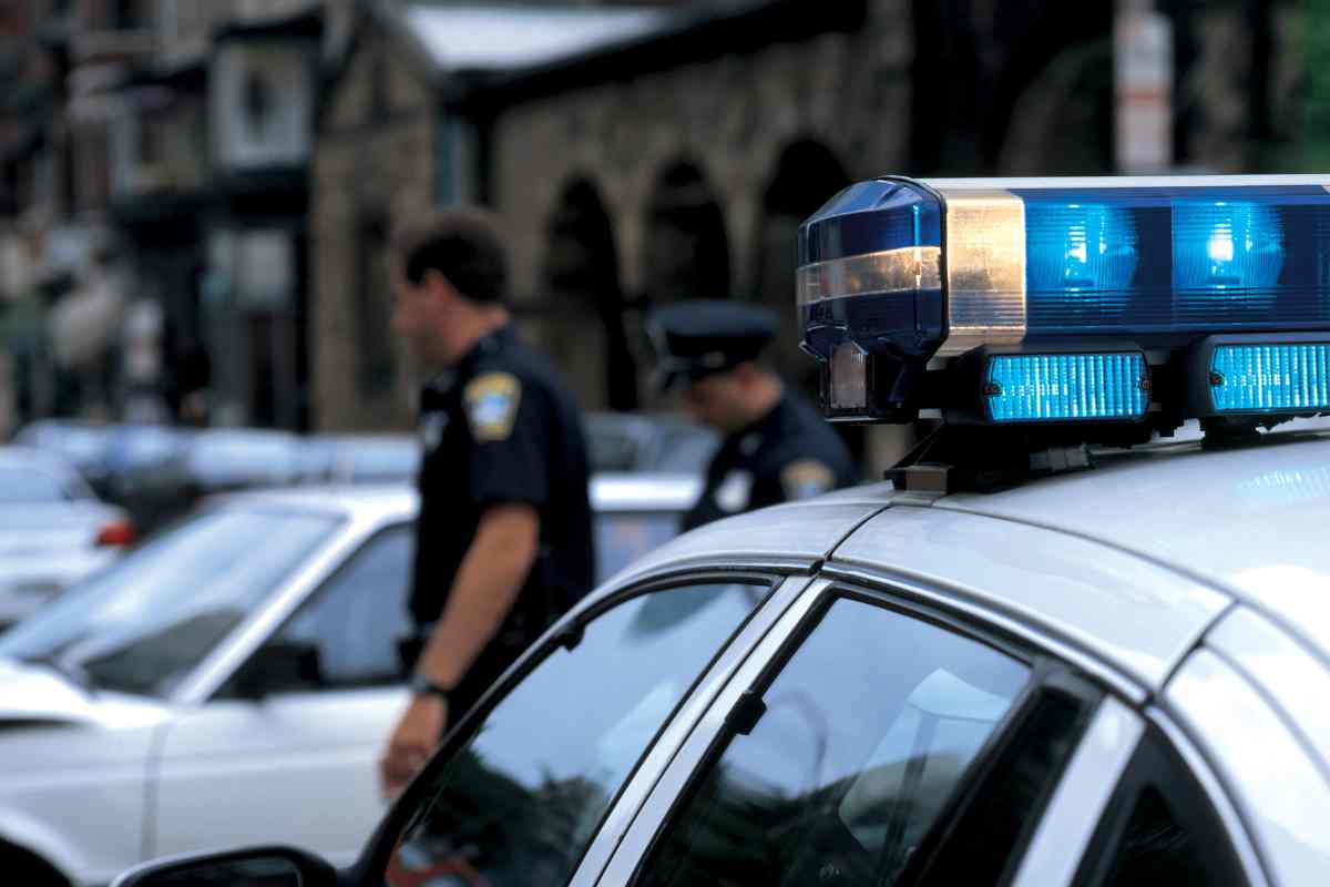 Macchina della polizia