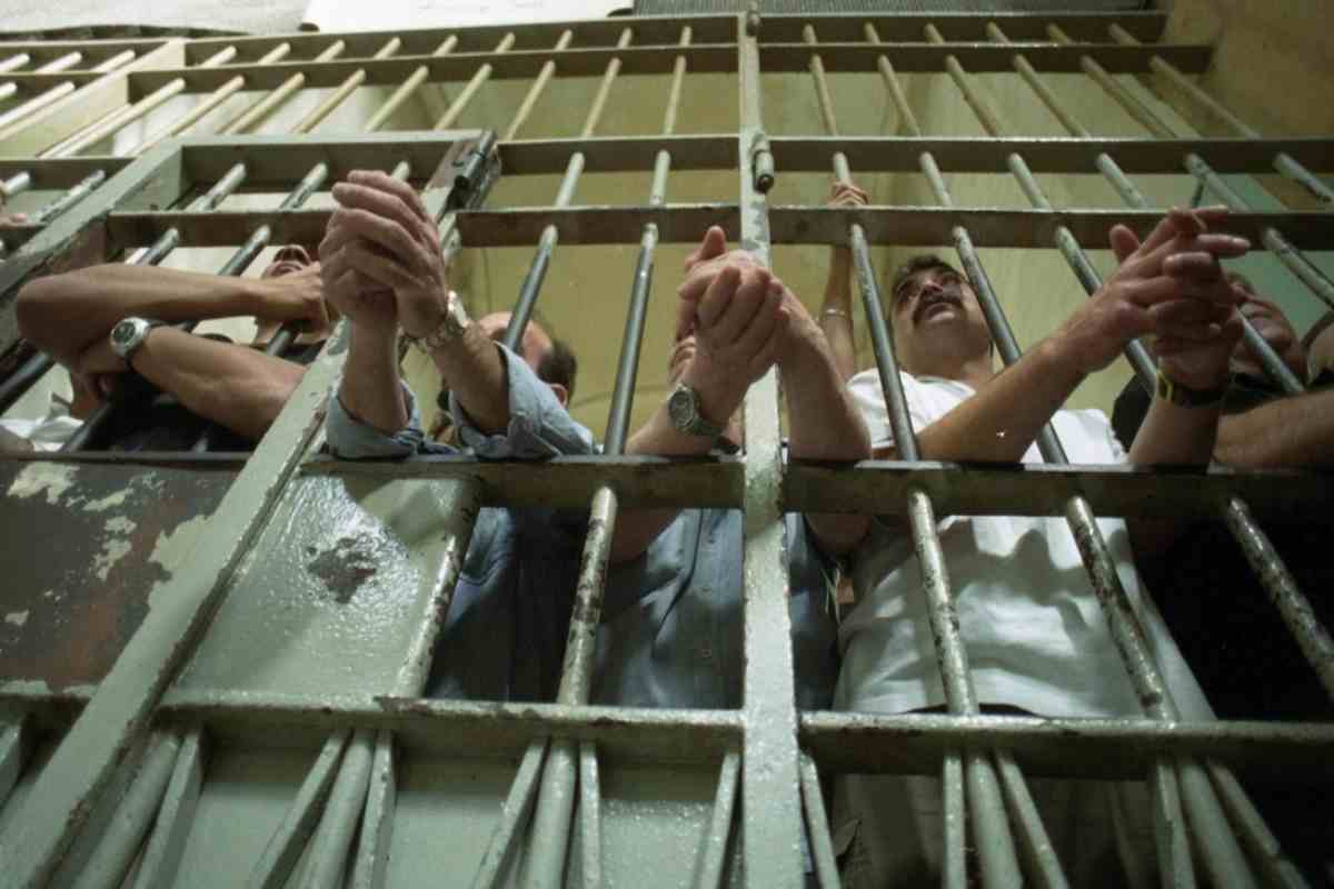 carceri italiane serve una svolta si torna a parlare di indulto