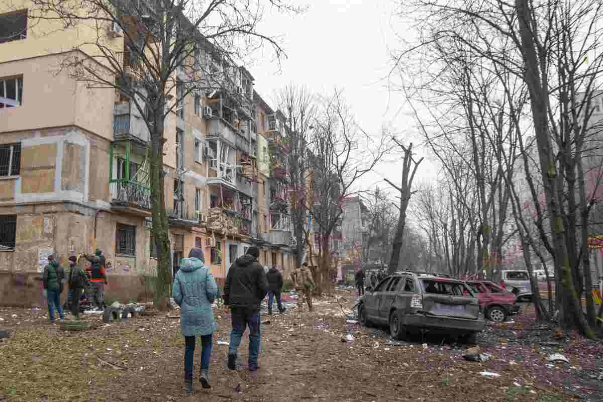 Ucraina Russia, Gen. Bertolini: “I colloqui? E’ un inizio, ma Putin risponderà all’attacco di Zelensky speriamo bene…” Ucraina Russia, Gen. Bertolini: “I colloqui? E’ un inizio, ma Putin risponderà all’attacco di Zelensky speriamo bene…”