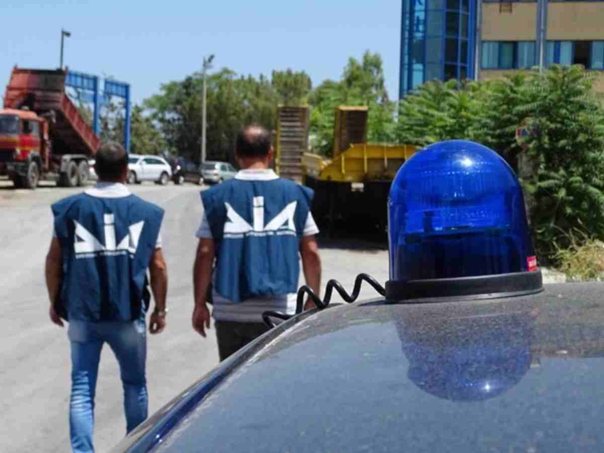 Dai bunker ai cantieri pubblici: le ombre della camorra sul Lazio Dai bunker ai cantieri pubblici: le ombre della camorra sul Lazio