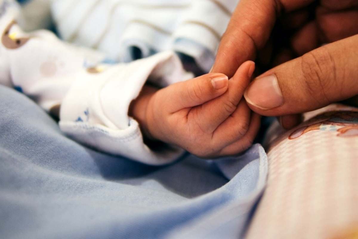 Neonata risulta positiva alla cocaina, il padre la porta via dall’ospedale Neonata risulta positiva alla cocaina, il padre la porta via dall’ospedale
