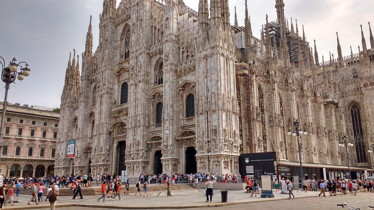 lavorare senza laurea a milano potrebbe essere il momento giusto per trasferirsi