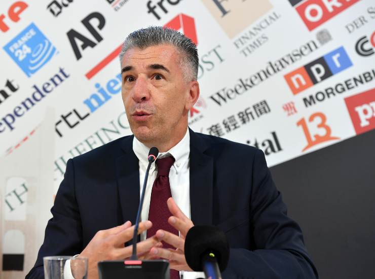 Gino Cecchettin in una conferenza stampa