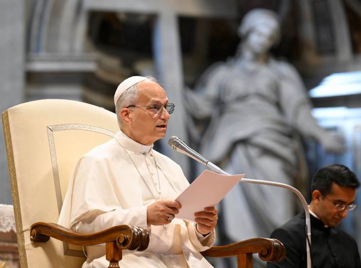 Papa Leone durante una udienza