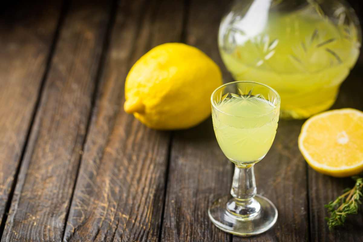 Bicchiere di limoncello