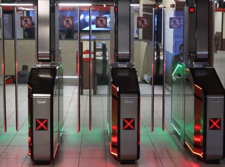 Una metro chiusa per lo sciopero