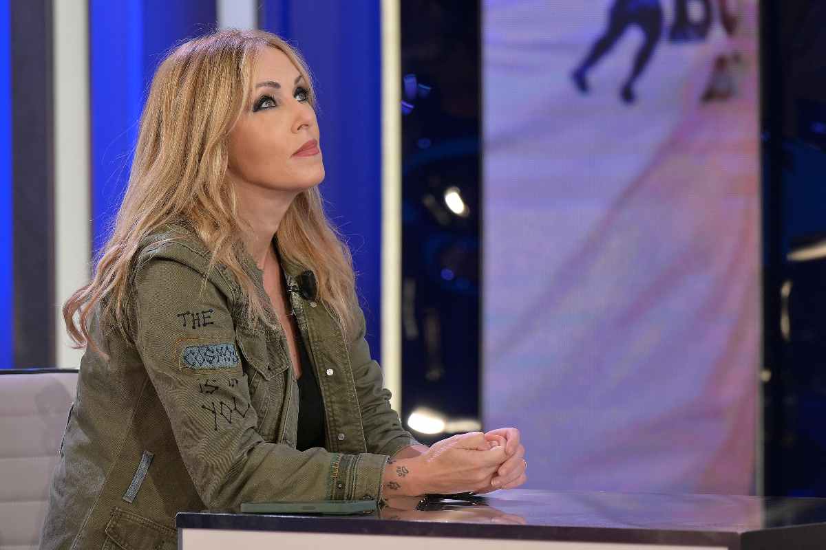 Delitto Garlasco, Bruzzone: “Venditti? Tutto strano, anche che sia l’unico indagato…”