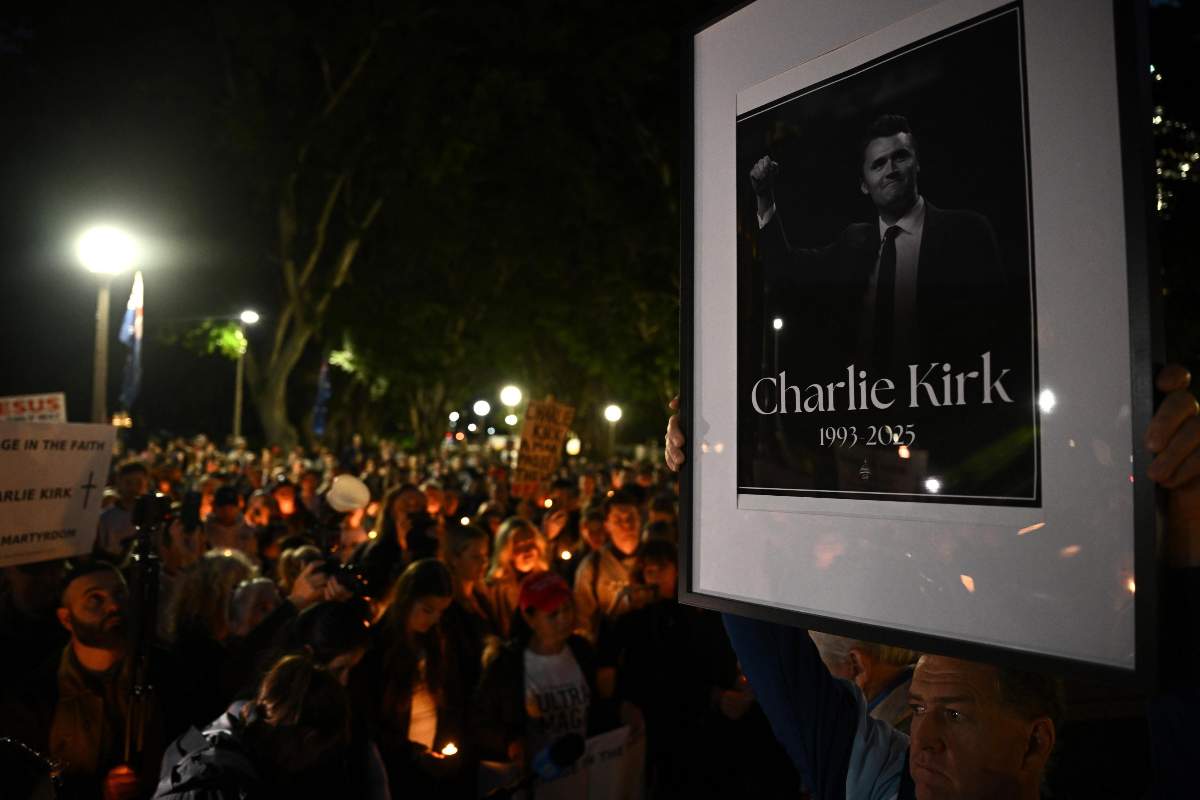 Omicidio Kirk, preso il killer a tradirlo è stato il padre: il ritratto Omicidio Kirk, preso il killer a tradirlo è stato il padre: il ritratto