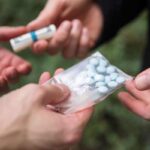 Uno scambio di droghe