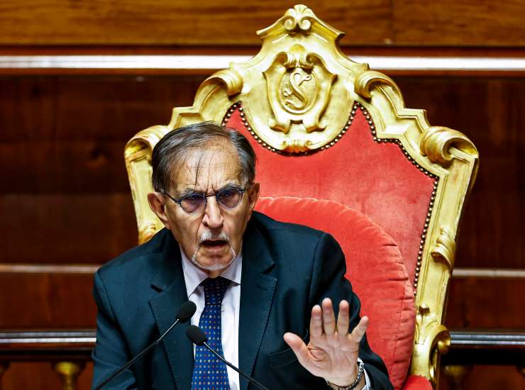 La Russa durante una seduta al Senato