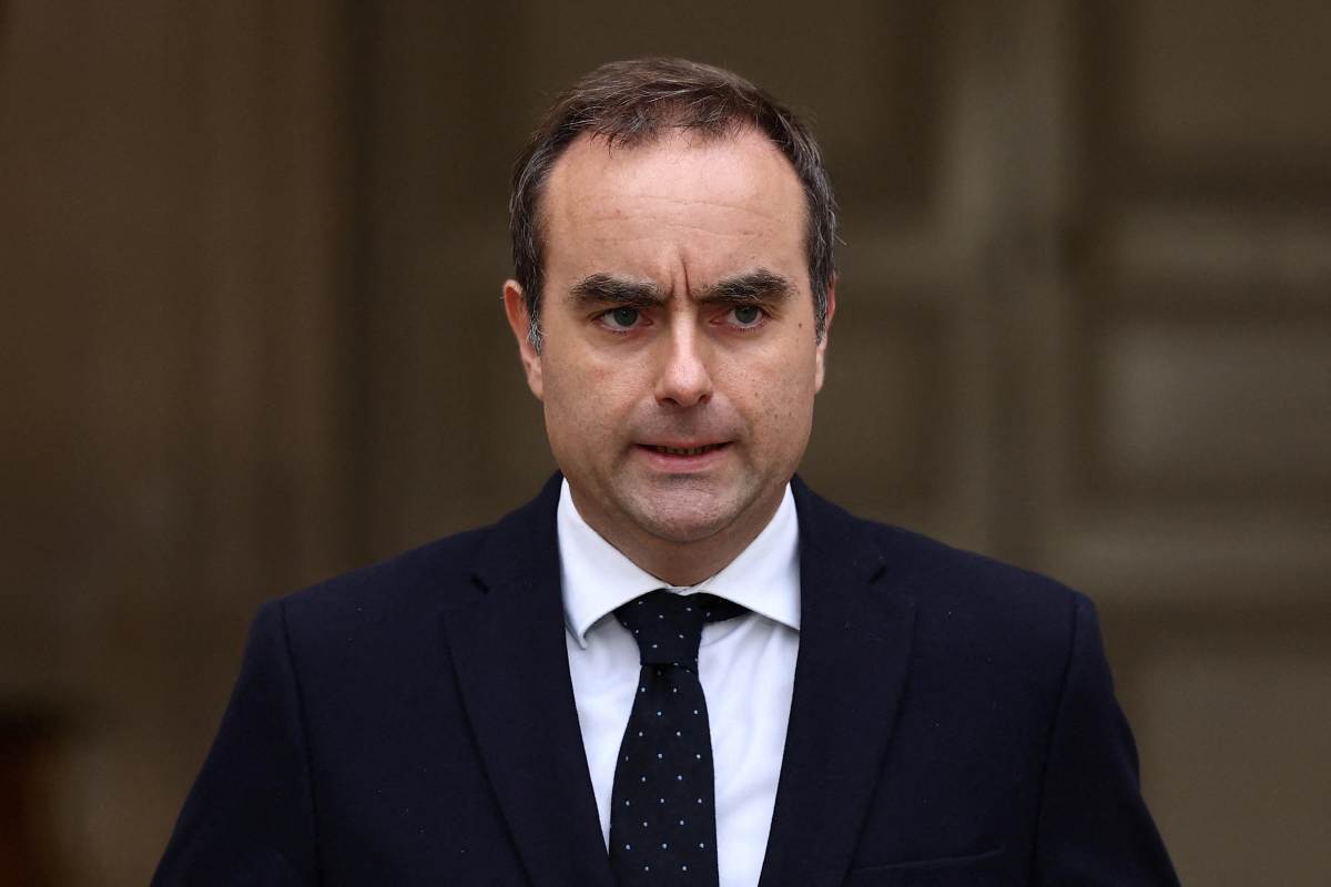 Francia nel caos, si dimette anche Lecornu: cosa succede ora