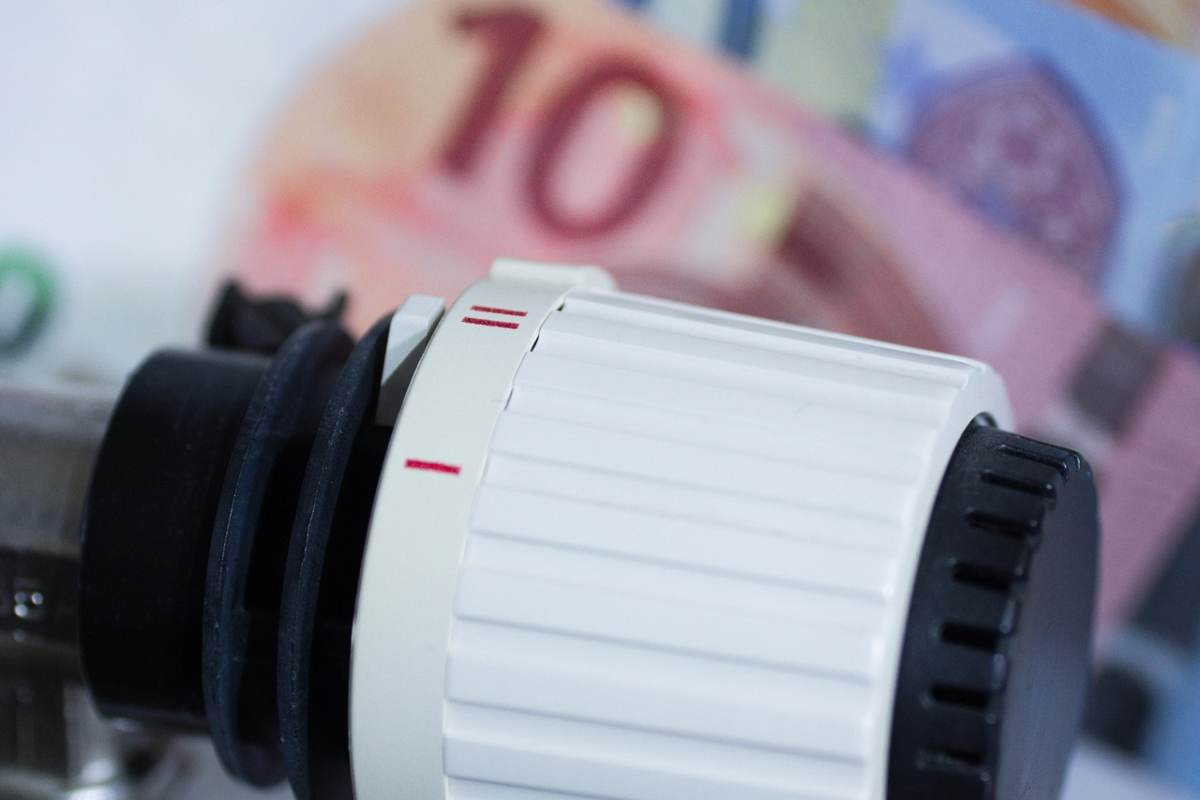 L’inverno si avvicina, quando si possono accendere i riscaldamenti? Gli orari