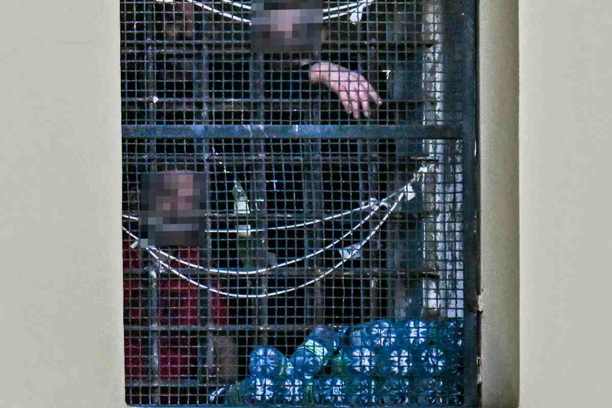 Carcere a luci rosse: trovata la stanza degli incontri